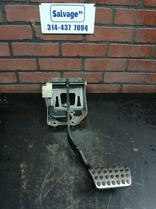 2008-2014 Dodge Challenger SRT Brake Stop Pedal Assembly - Bild 1 von 6