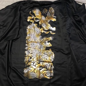 Juguemm Kimono Japanese Tigers Eagle Gold Metal Japan Open Front Black 59" - Picture 1 of 13