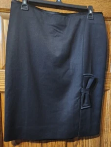 White House Black Market Pencil Skirt Womens 8 Black Front Slit Bow Accent, NWT - Picture 1 of 6