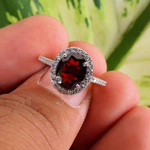 Stunning 925 Sterling Silver Vintage Red Garnet Ring Statement Ring Gift for her - Picture 1 of 9