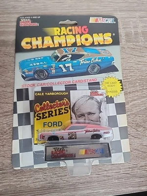 Racing Champions #21 Cale Yarborough Ford Torino Cobra 1:64 Diecast 1992 NUEVO EN PAQUETE Foto 1 de 3