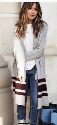 Cárdigan Suéter Gris Paige con Rayas Borgoña XS Foto 1 de 4