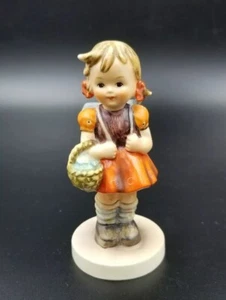 Hummel "School Girl" #81 2/0 TMK 3 SS 4 1/2" ALTO 29 - Imagen 1 de 4