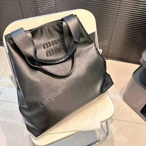 MIUMIU Women's hand bag tote bag Women's shoulder Bags Black NEW CUTEsp - Picture 1 of 7