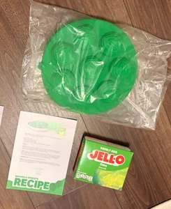 Brussels Sprouts JELL-O Mold Kit “No Thanks" Thanksgiving Set Dessert NEW - Picture 1 of 1