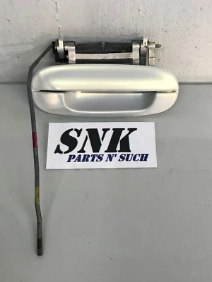 00-05 Cadillac DeVille Right Front Outer Door Handle W/ Rod Pearl White 961L 93U Foto 1 de 3