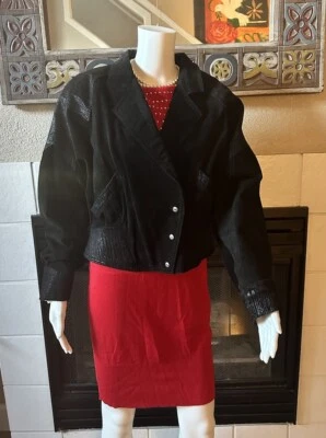 Vintage Global Identity Woman’s Medium Black Leather Jacket GIII - Image 1 of 4