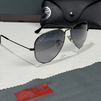 Gafas de sol RAY-BAN AVIATOR RB3025 pistola metal y lentes degradadas hechas en Italia Foto 1 de 4