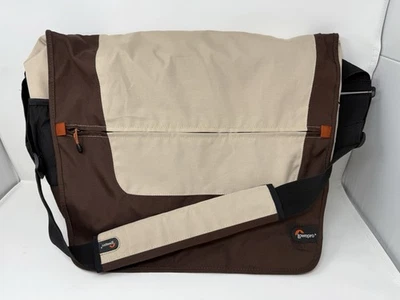 Bolso de hombro LowePro 20" Slim Factor L Messenger para computadora portátil (espresso/latte/naranja) Foto 1 de 4