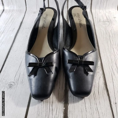 Easy Street 女式黑色露背高跟鞋蝴蝶结口音方头低跟尺寸 9.5 — 第 1/4 张图片