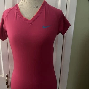 NIKE Pro T-Shirt Damen MED Fitted Gym Trainingsshirt rot/orange  - Bild 1 von 3