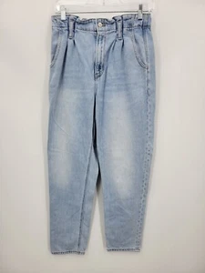 Pantalones de mezclilla American Eagle tiro más alto para mamá para mujer 2 piernas cortas lavadas ligeras - Imagen 1 de 9