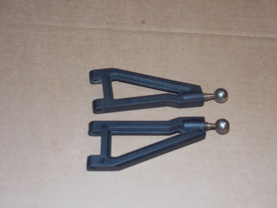 Reely Dunefigther 1:10           Querlenker Vorne oben - Bild 1 von 1