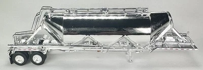 Remolque neumático a granel en cromo 1/87 HO Logistics HL001SL 6" plástico Foto 1 de 3