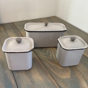 3 recipientes vintage cuadrados grises con adornos negros esmaltados con tapas (SH) - Imagen 1 de 12