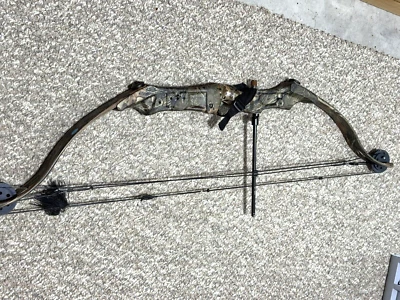 Besta de urso arco e flecha sentinela camuflagem 30/70 - Imagem 1 de 4