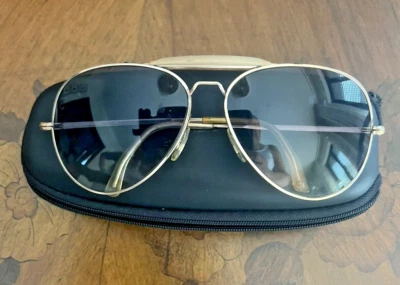 OCCHIALI DA SOLE CON LENTI OSCURATI SUPERIORI FRAME FRANCE/CUSTODIA CENTRO STYLE - Immagine 1 di 4