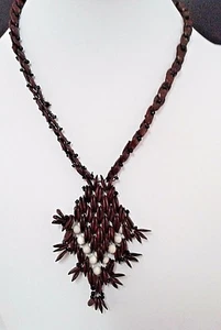 Collar indigena de Semilla, Colombia - Picture 1 of 4