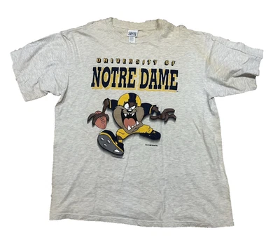 Camiseta Notre Dame Fighting Irish Para Hombre XL Beige Taz Savvy Foto 1 de 4
