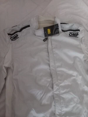 TUTA IGNIFUGA LEGGERISSIMA TG. 50 GRIGIO LUCIDO BIANCO OMP SENZA OMOLOGAZIONE - Immagine 1 di 4
