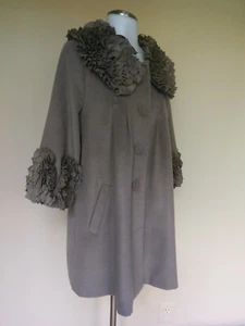 Anthropologie Ryu Mantel Swing Jacke camelbraun hellbraun Rüschen Rosette Cluster Large - Bild 1 von 12