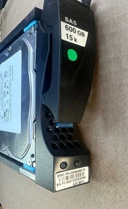 EMC 005049675 600GB 15K SAS 3.5 6G HDD HUS156060VLS60 VNX5100/5300 Hard Drive - Picture 1 of 2