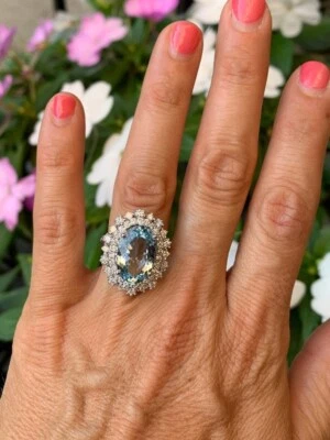 Anillo de compromiso estilo victoriano chapado en oro blanco aguamarina corte ovalado Foto 1 de 4