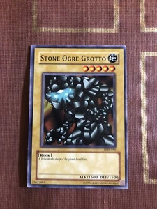 Yu-Gi-Oh! Regla Mágica Gruta Ogro Piedra Juego de Cartas Coleccionables MRL-058 Ilimitado Común - Imagen 1 de 2