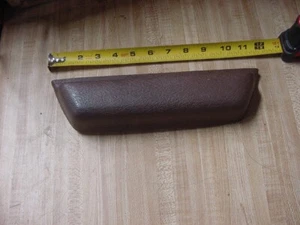 Reposabrazos para camión Chevy GMC 1973-76 OEM MARRÓN 1973-76 - Imagen 1 de 4