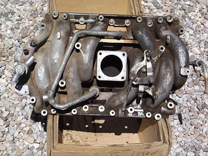 OEM 1972 Mercedes Benz W108 280SE 4.5 W109 280 SE Intake Manifold - Bild 1 von 12