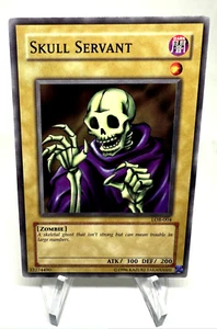 Yu-Gi-Oh! Skull Servant Legend of Blue Eyes LOB-004 NM-M - Imagen 1 de 2