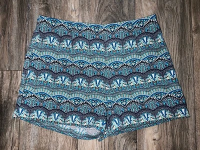 Forever 21 Lindos Pantalones Cortos ~ Talla L ~ Azul y Negro ~ Tiro Medio ~ Entrepierna de 2.5" Foto 1 de 3