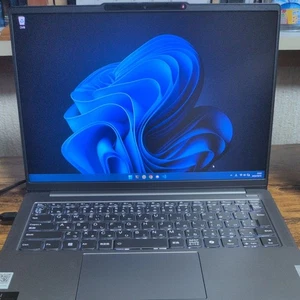 Lenovo ideapad pro 5i Gen9/CoreUltra5/1TB/16GB - Foto 1 di 1