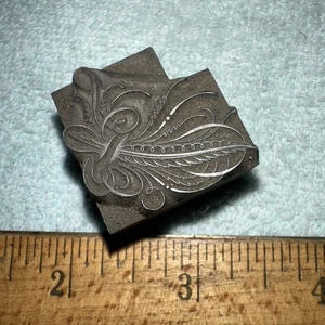 Blocco Stampa Bellissima Piuma Blocco Piombo Ornamentale. Belle linee! - Foto 1 di 7