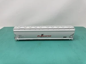 Atlas HO - 5701 Centerflow Hopper - Missing Trucks/Package - El Rexene ACFX - Picture 1 of 3