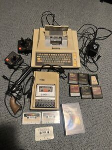 Atari 400 Computer Console & Atari 410 Cassette Player with Games (Powers On)