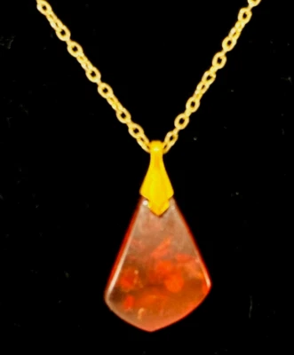 Collar colgante ámbar báltico pulido en cadena tono oro 18 pulgadas vintage Foto 1 de 4