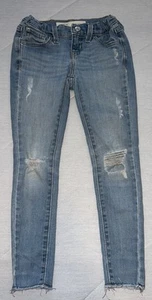 Signature Levi’s Super Skinny, Girls Size 6, Adjustable Waist, Light Blue Ripped - Picture 1 of 5