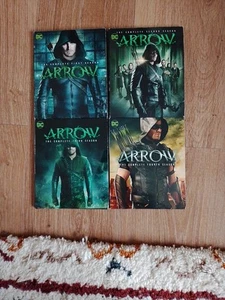Arrow Seasons 1-4 Blu-Ray. X 16 Dvds . - Picture 1 of 3