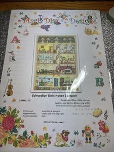 Cross Stitch Edwardian Doll House Sampler By Maria Diaz NIP - Foto 1 di 11