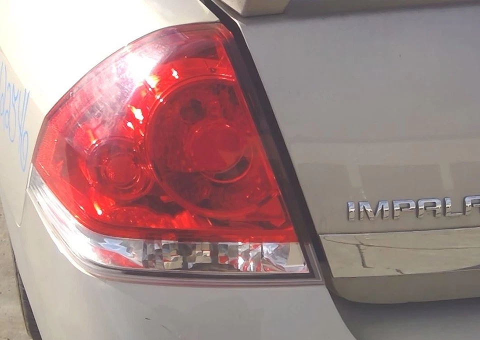 06 07 08 09 10 2011 12 13 14 15 16 Chevy Impala conductor izquierda izquierda luz trasera lámpara Foto 1 de 4