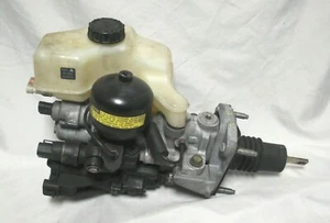 89 90 1989 1990 Cadillac Eldorado Sevilla ABS refuerzo de freno con maestro reconstruido - Imagen 1 de 12