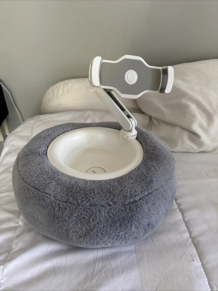 Kindle Holder for Bed with Snack Bowl Kindle Holder - Image 1 of 1