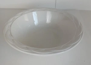 9.5" Round Fruit Vegetable Bowl Acadia White by PFALTZGRAFF USA Serving - Picture 1 of 6