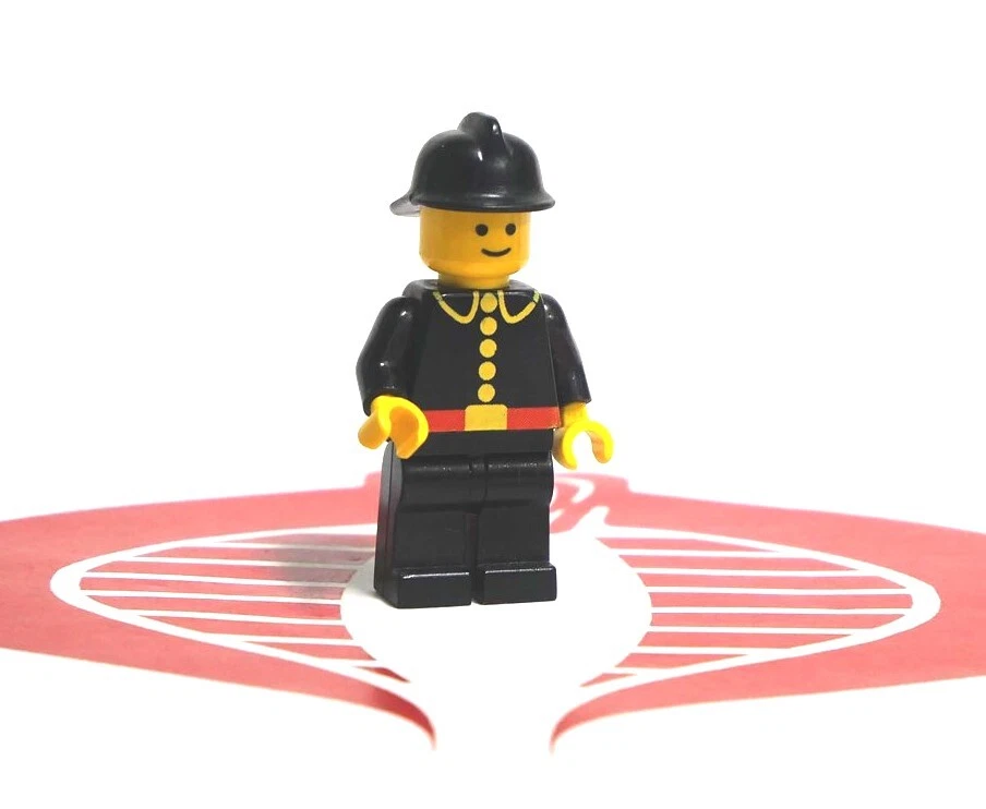 LEGOLAND Lego Town Minifigure Vintage FIREFIGHTER Black Helmet Original FIREC004 - Image 1 of 1