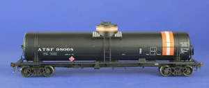 American Limited Models 1828 HO Scale ATSF GATC Tank Car #98068 - Picture 1 of 4