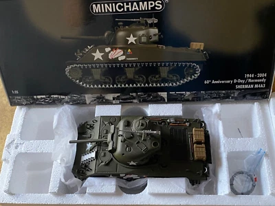 MINICHAMPS 1/35 SHERMAN M4A3 60th Anniversary D-Day /Normandy, 1944  #350040002 - Image 1 of 4