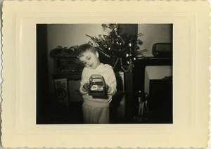 PHOTO ANCIENNE - VINTAGE SNAPSHOT - JOUET VOITURE NOËL - TOY CAR - Picture 1 of 1
