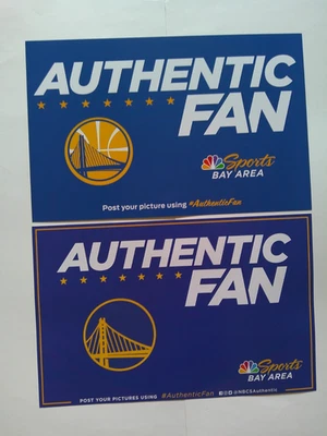 2 pósters auténticos de fanáticos de Golden State Warriors con horarios de calendario pasados Foto 1 de 4