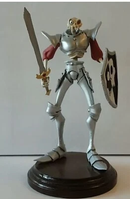 Medievil Sir Daniel Fortesque Replica Figure 25 Cm - Immagine 1 di 4